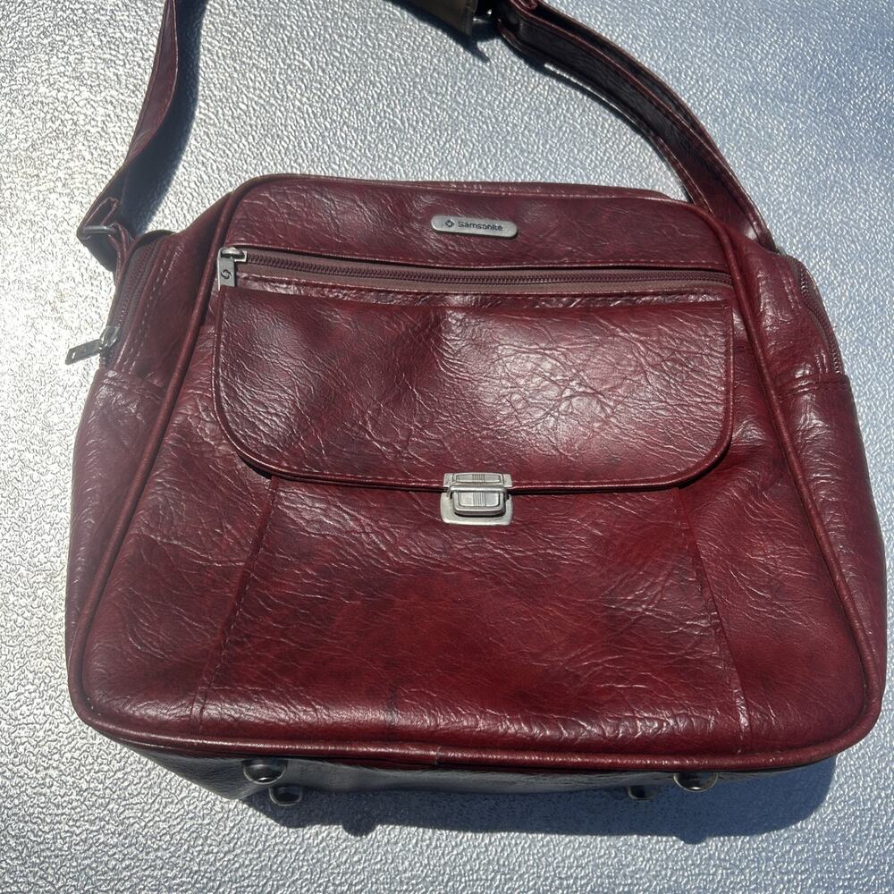 SOLD Vintage Samsonite Burgundy Messenger Sonora II Travel Bag Shoulder Strap